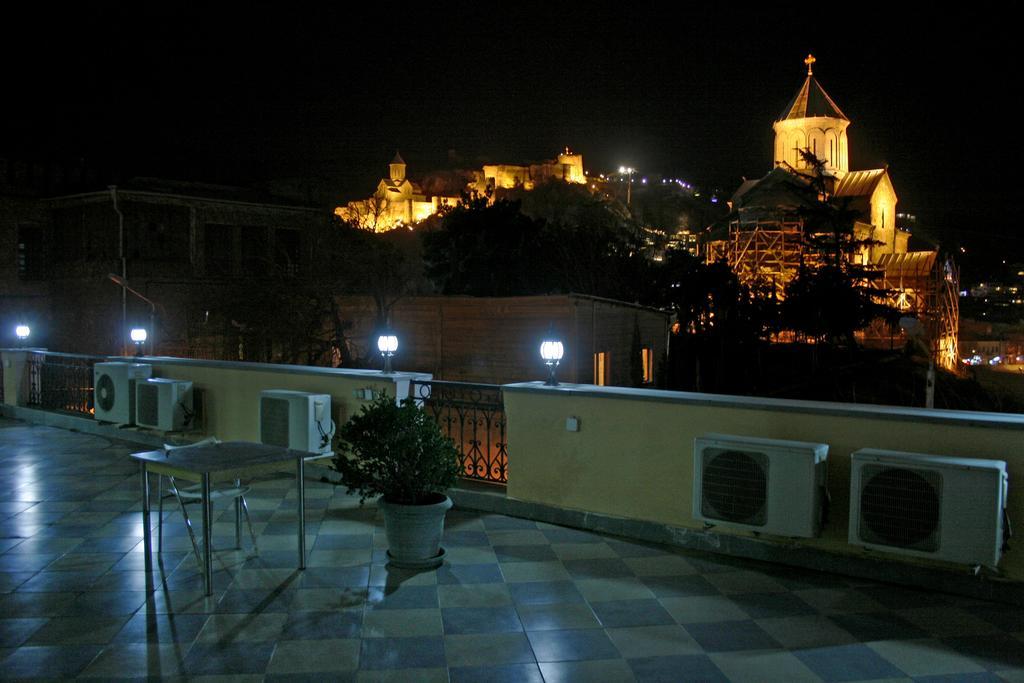 Hotel Gtm Kapan Tiflis Exterior foto